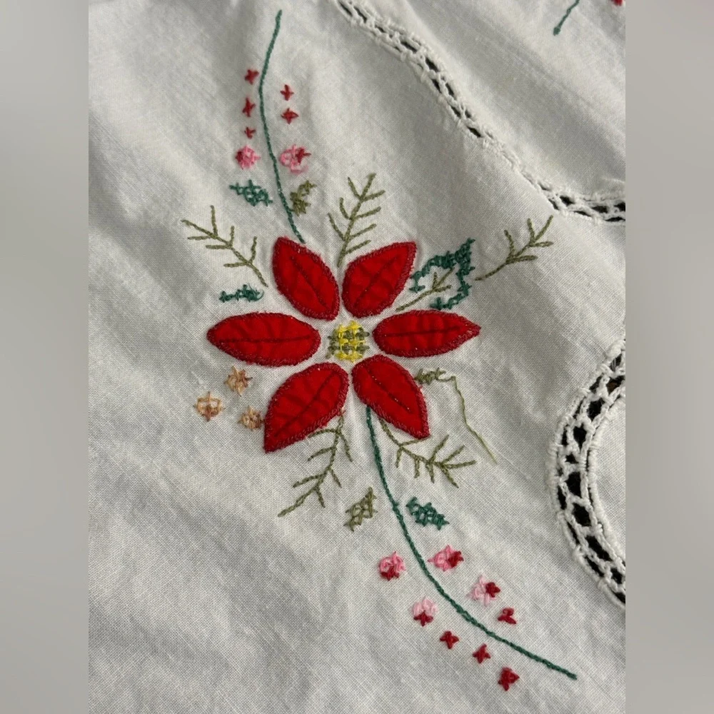 White‎ Floral Embroidered Eyelet Lace 80X60 Cotton Tablecloth Cottagecore